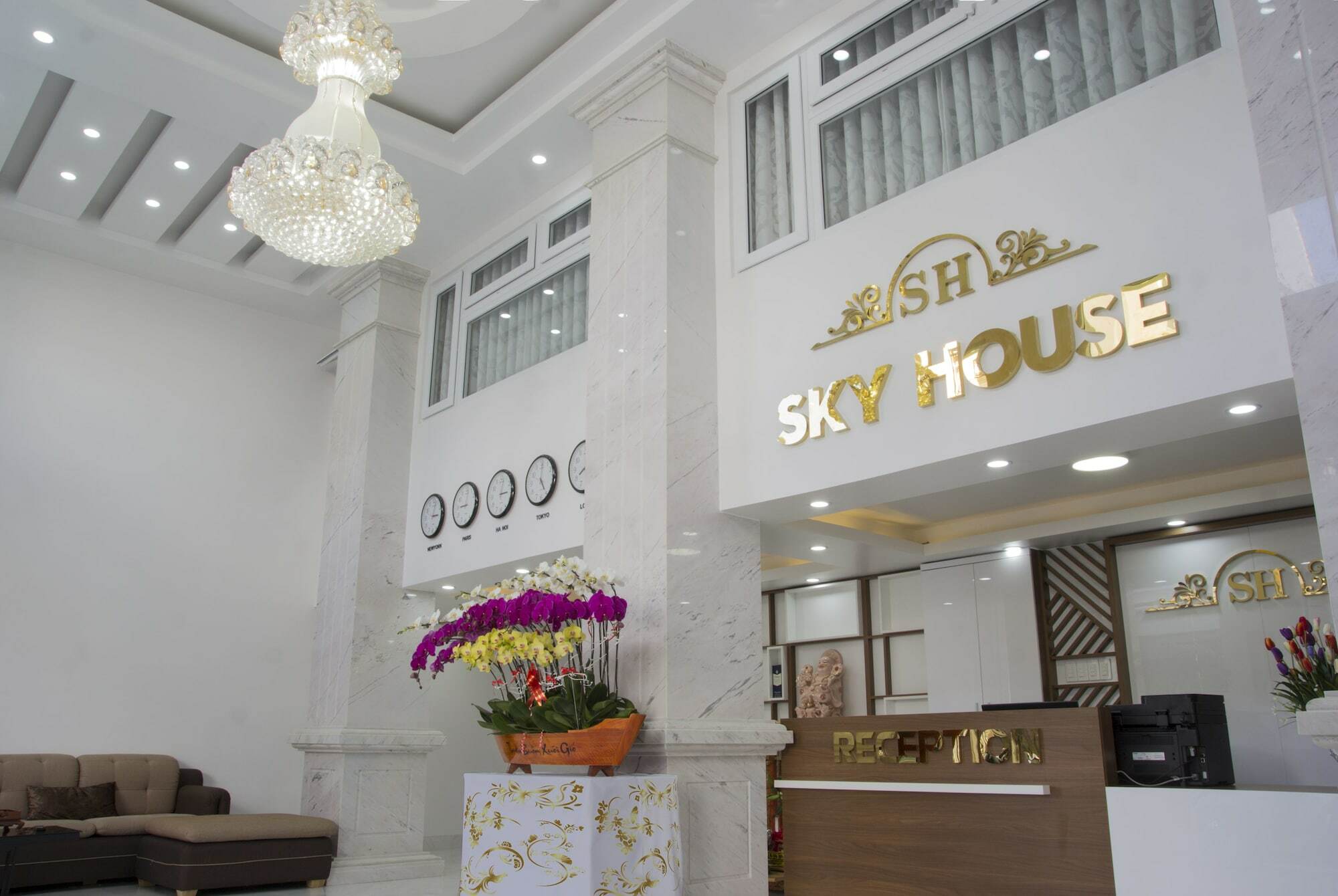 Sky Hotel - Dalat Vania Exterior photo